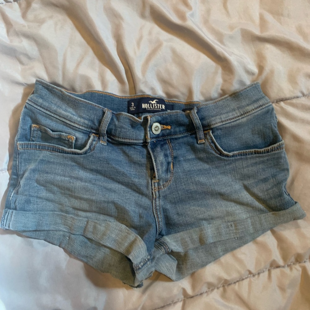 Hollister Jean shorts size 3